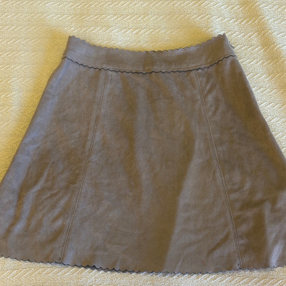 Altar d State S suede light brown mini skirt with scallop hem